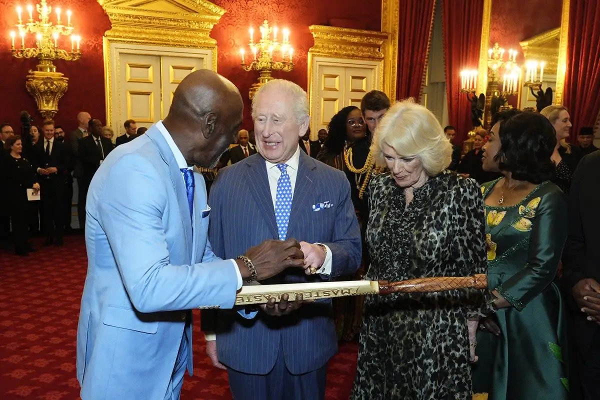 King Charles Jokes With Sir Viv Richards Over Cricket Struggles at Commonwealth Reception