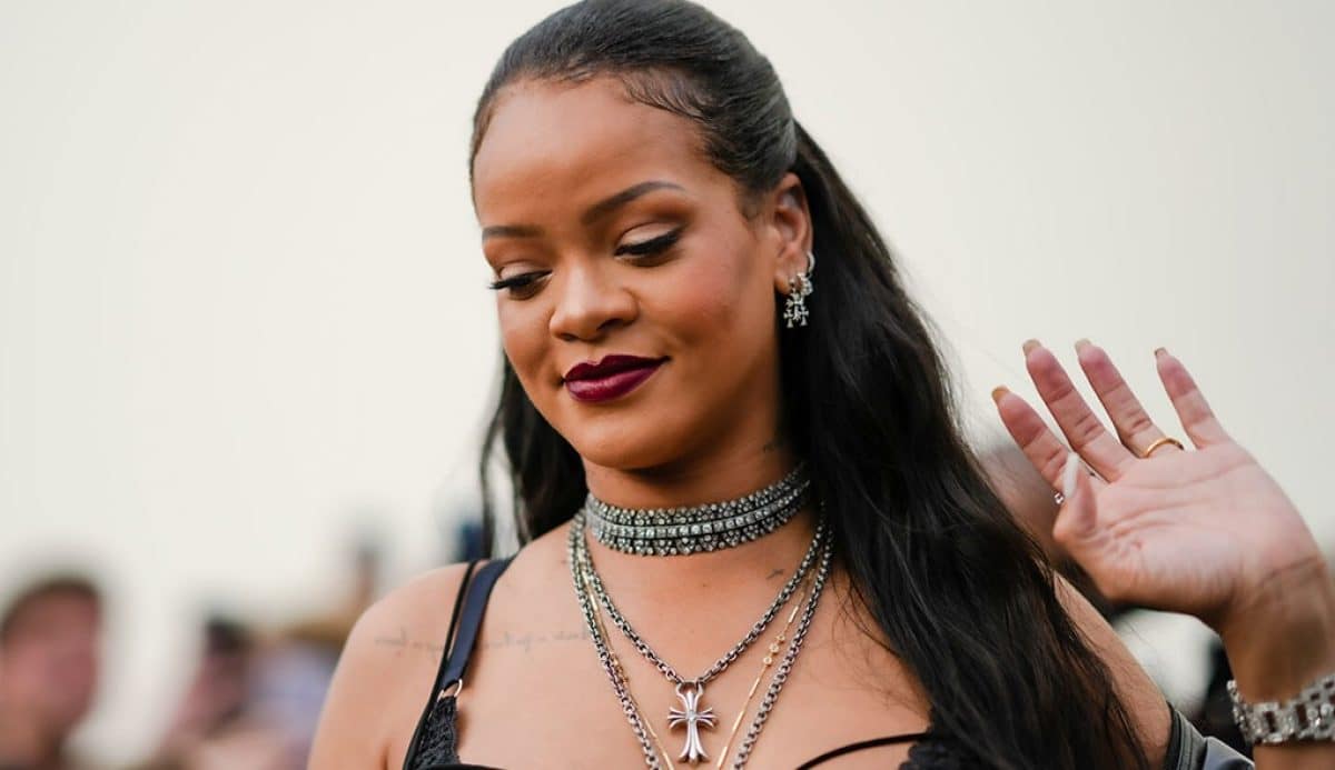 Gunfire Strikes Rihanna's Beverly Hills Home; Suspect Taken Into Custody